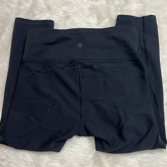 Like New Athleta cropped leggings - Picture 3 of 4
